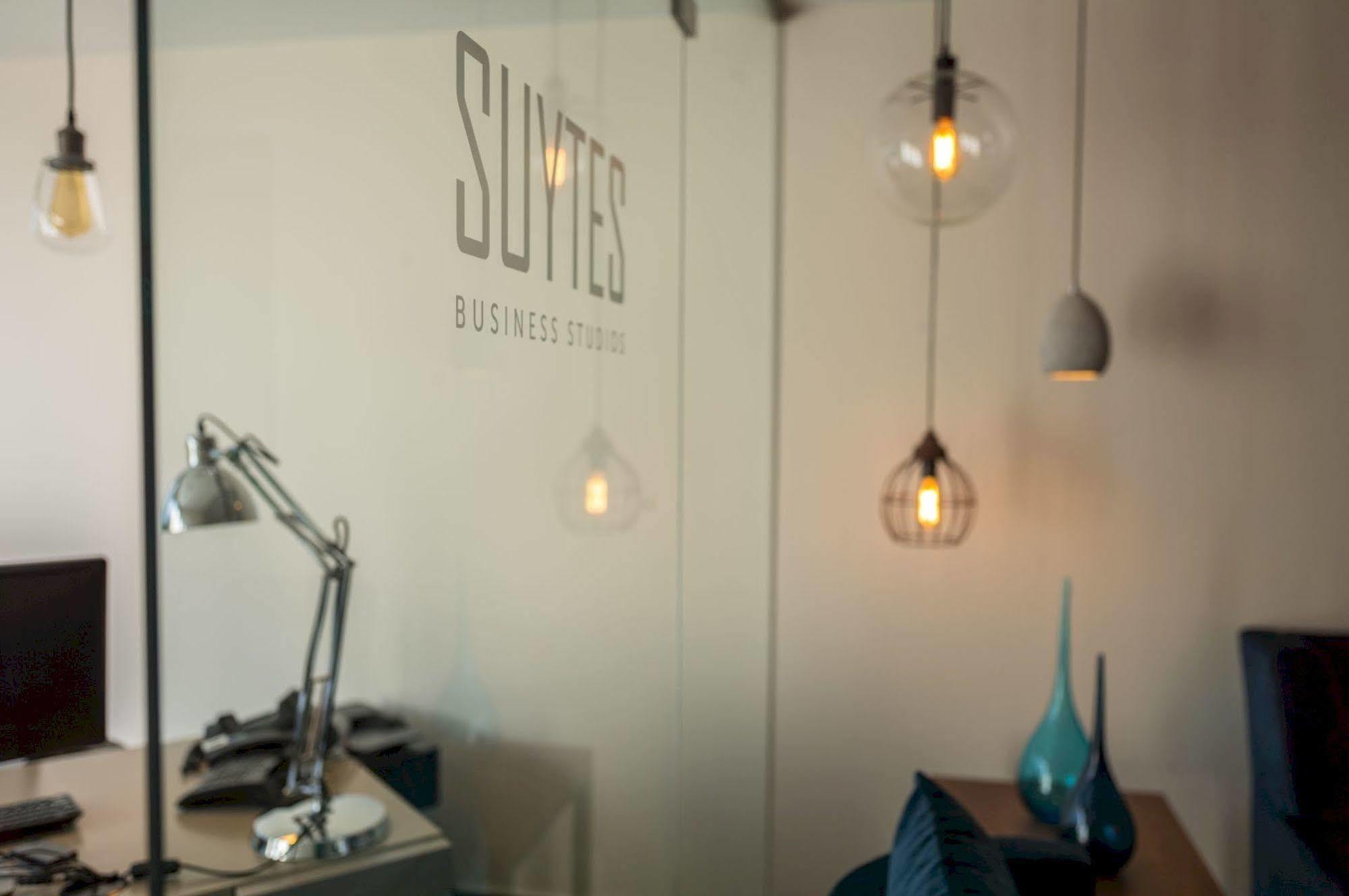 Suytes Aparthotel Heidelberg Bagian luar foto