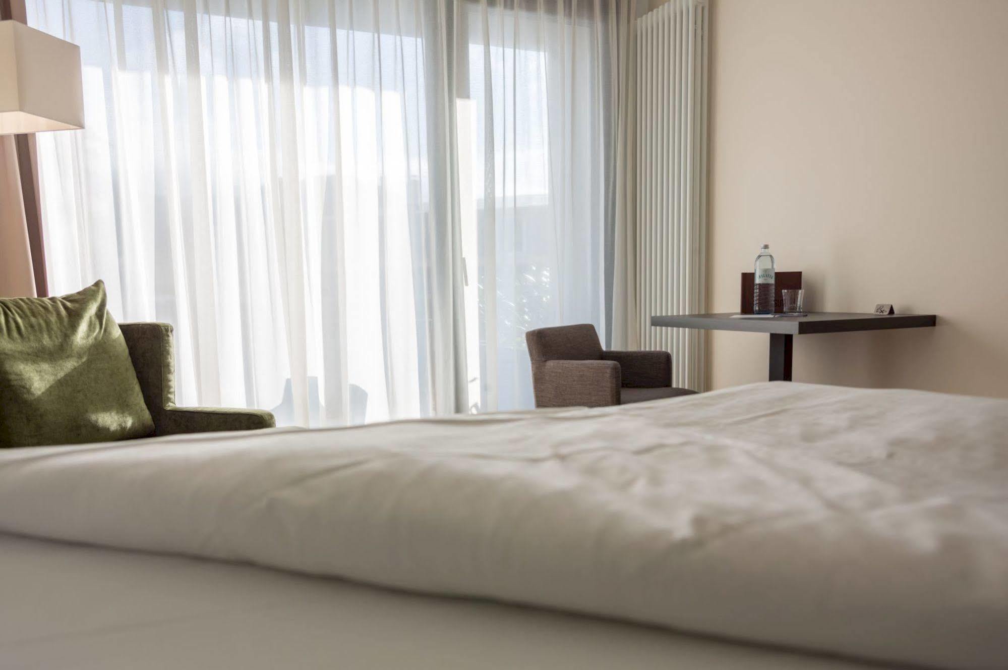 Suytes Aparthotel Heidelberg Bagian luar foto