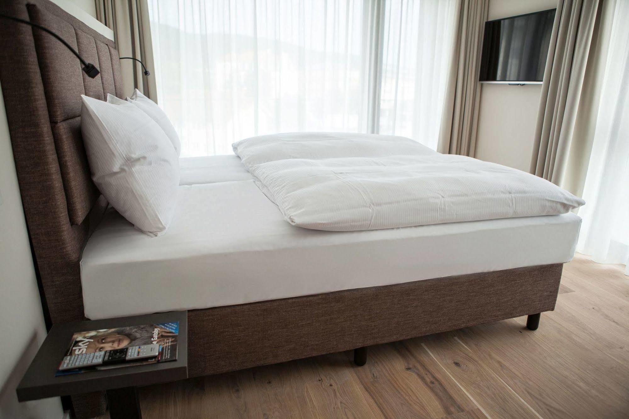 Suytes Aparthotel Heidelberg Bagian luar foto