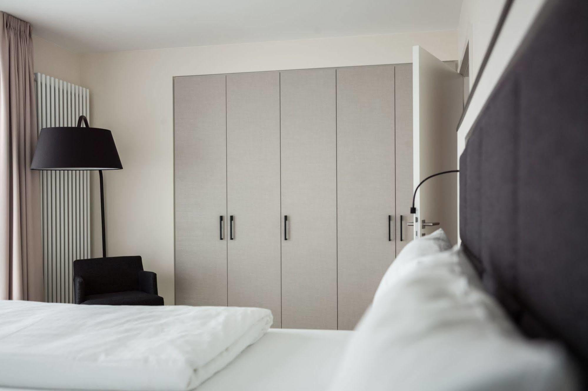 Suytes Aparthotel Heidelberg Bagian luar foto